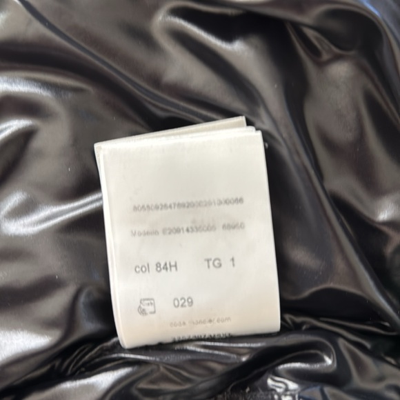 Moncler Tibb Down Vest - Picture 10 of 11